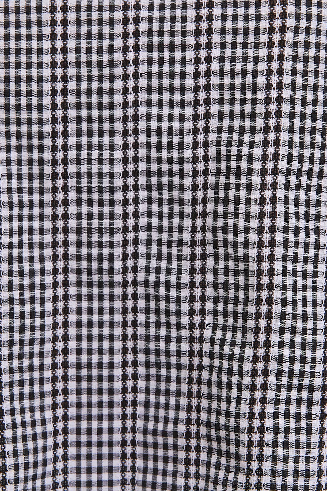 GILLI - ROUND NECK SLEEVELESS SIDE TIE GINGHAM TOP