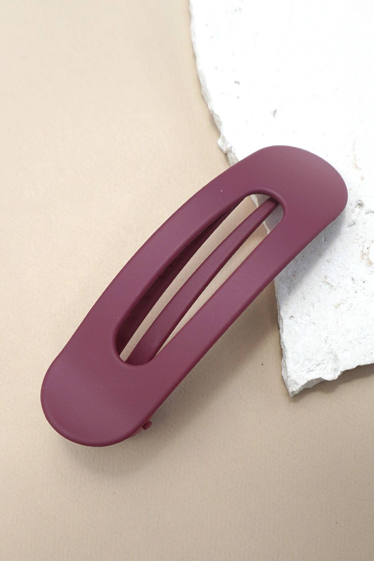 JOSSLYN by wall to wall - LARGE OVAL LAY DOWN FLAT HAIR CLAW