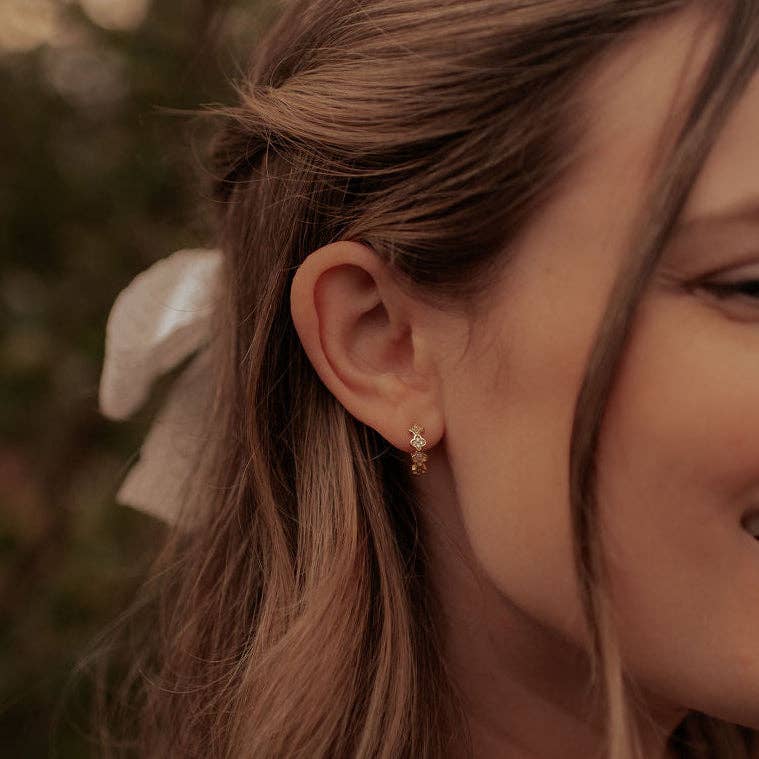 Mauve Jewelry Co. - Lorelai Clover Hoops