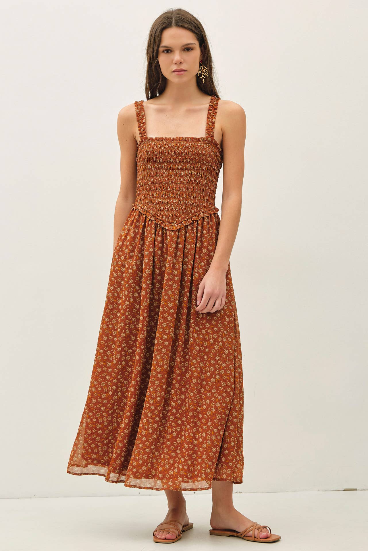 Be Cool - FLORAL PRINTED SMOCKE BODICE MIDI DRESS