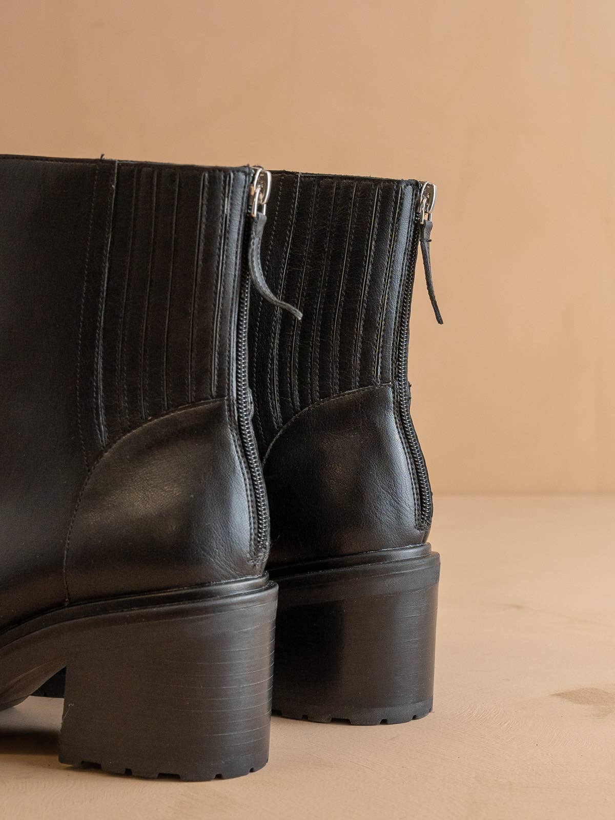 OASIS SOCIETY - The Megan | Black Lug Chelsea Bootie